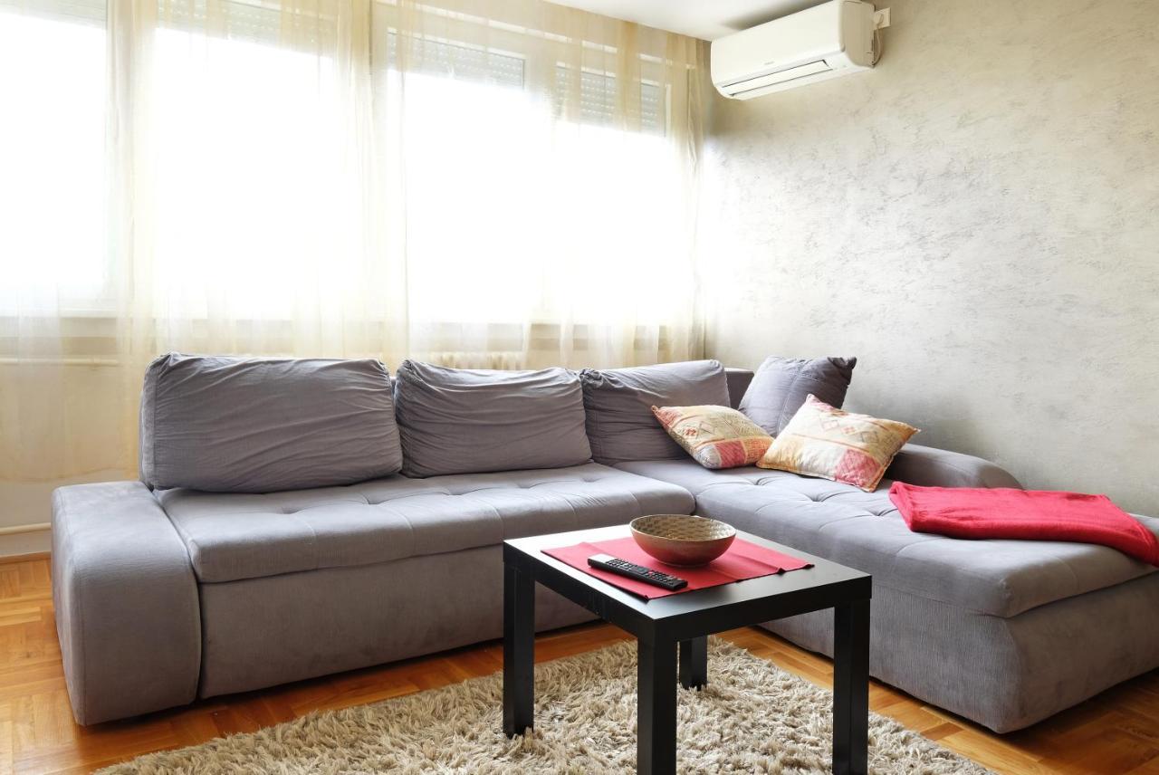 Big Blue Apartment - Belgrado Exterior foto