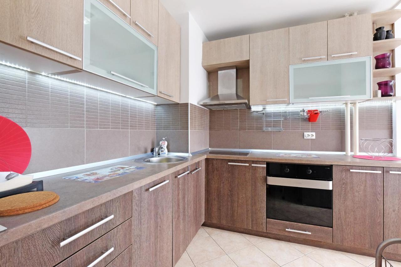 Big Blue Apartment - Belgrado Exterior foto